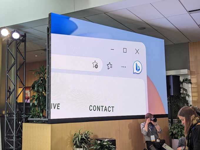 Microsoft updates its Edge web browser with builtin A.I. capabilities